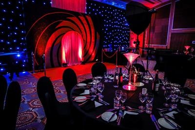 Moulin Rouge bedrijfsfeest