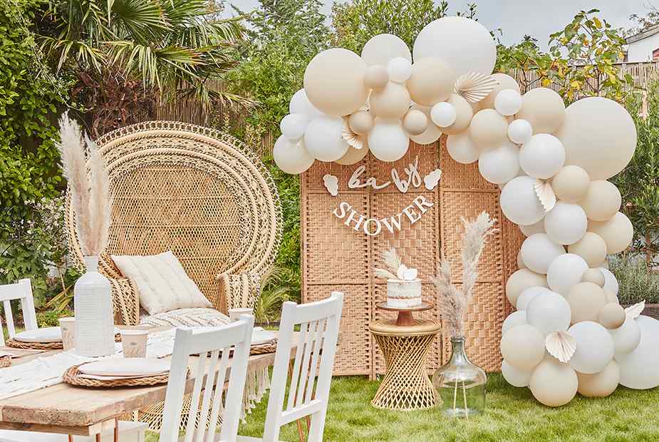 Royal mint babyshower