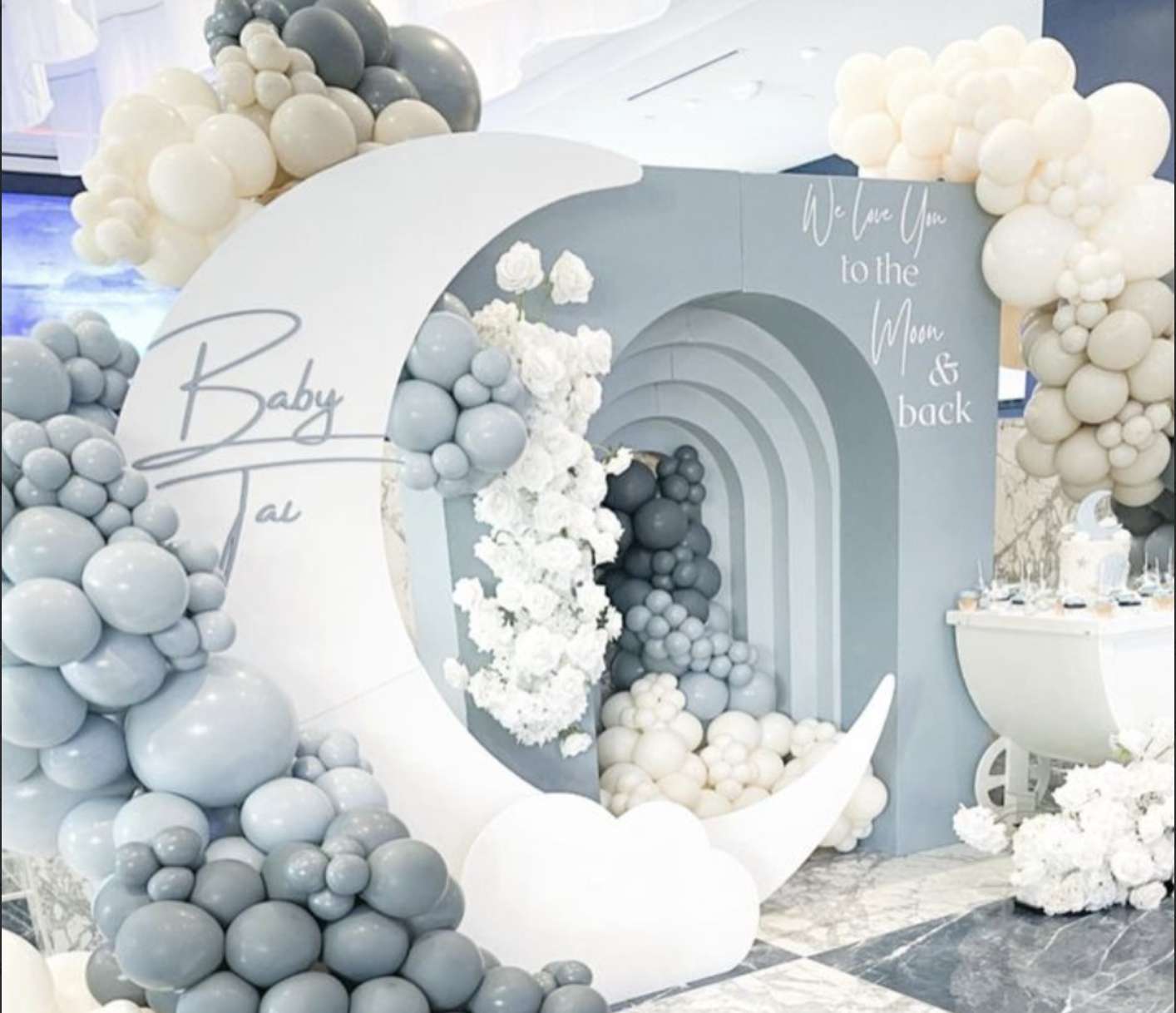 Royal mint babyshower