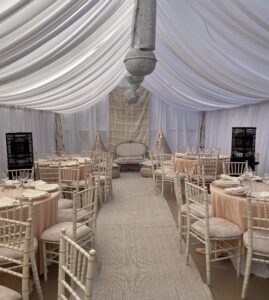 Zaal en tuindecoratie