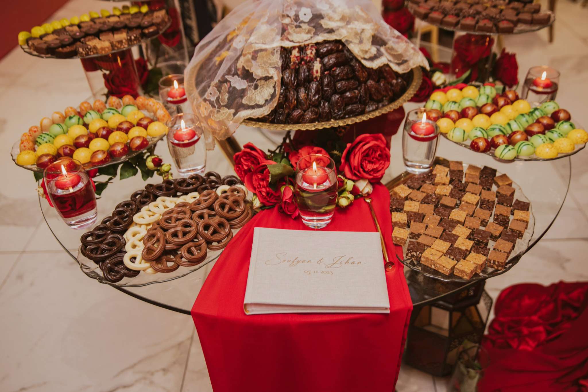 Rode sferen Hennafeest