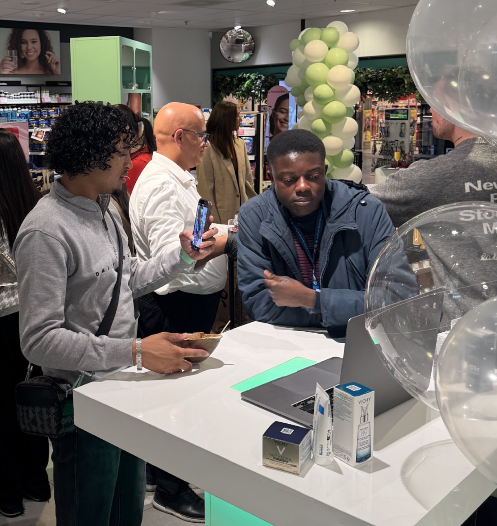 Dermacare Party Etos